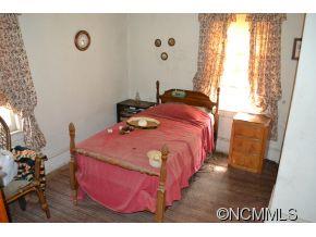 53 Buchanan Place Asheville NC 28801