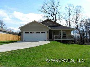 99 Liberty Road Candler NC 28715