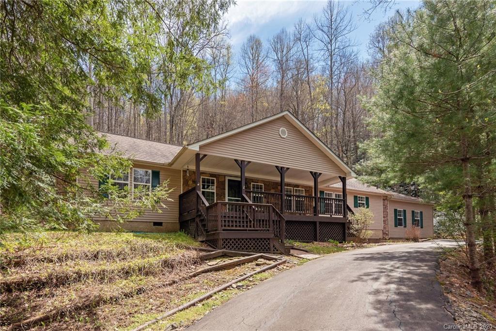 38 W Dogwood Circle Brevard NC 28712