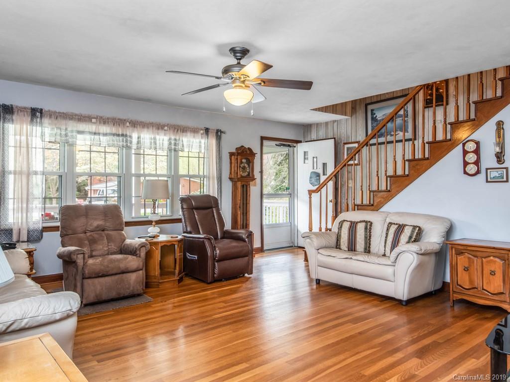 49 Rash Road Asheville NC 28806