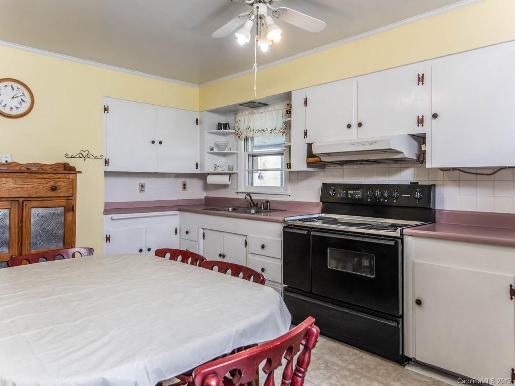 49 Rash Road Asheville NC 28806