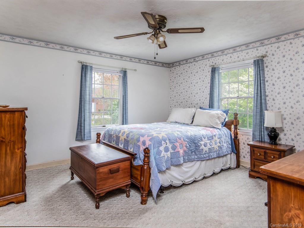 49 Rash Road Asheville NC 28806