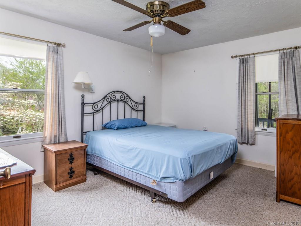49 Rash Road Asheville NC 28806