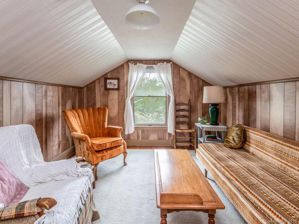 49 Rash Road Asheville NC 28806