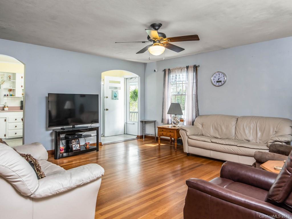 49 Rash Road Asheville NC 28806