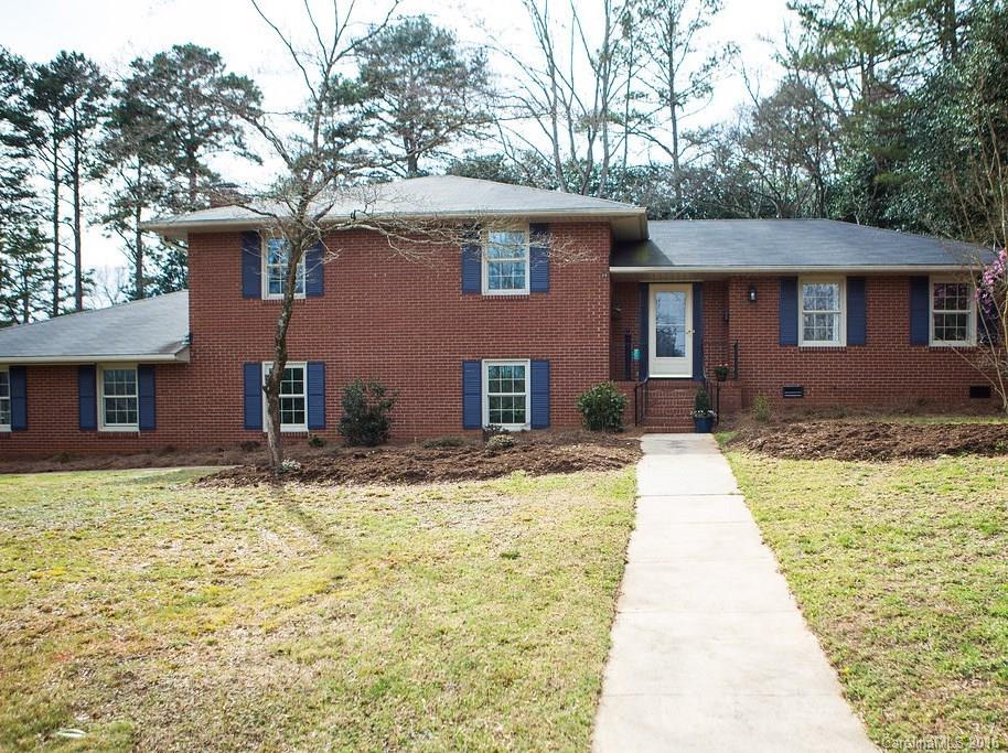 586 Foxwood Drive Se Concord NC 28025