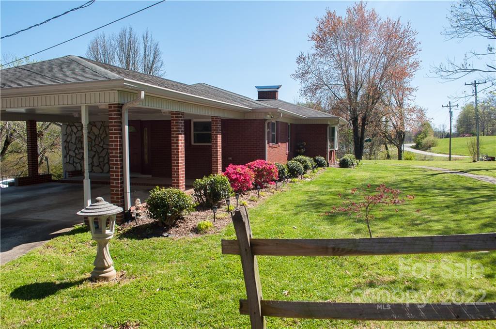 2503 Old Morganton Road Lenoir NC 28645