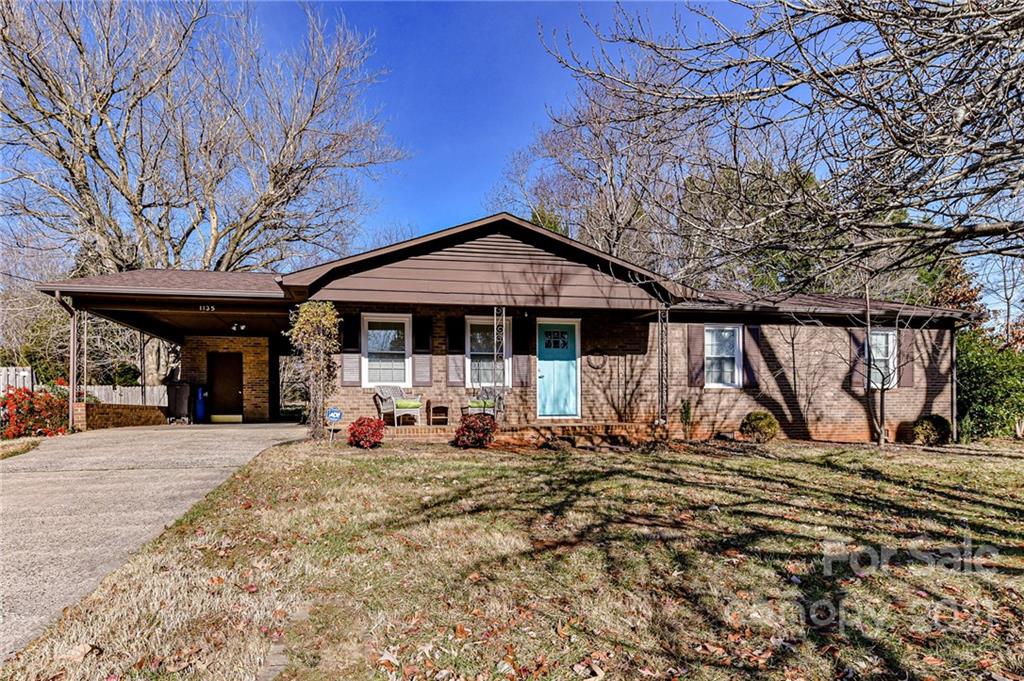 1135 Carolina Circle Statesville NC 28677
