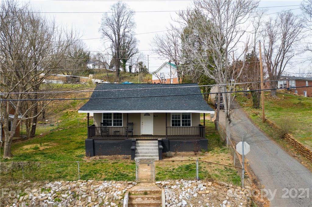 776 W Tate Street Marion NC 28752
