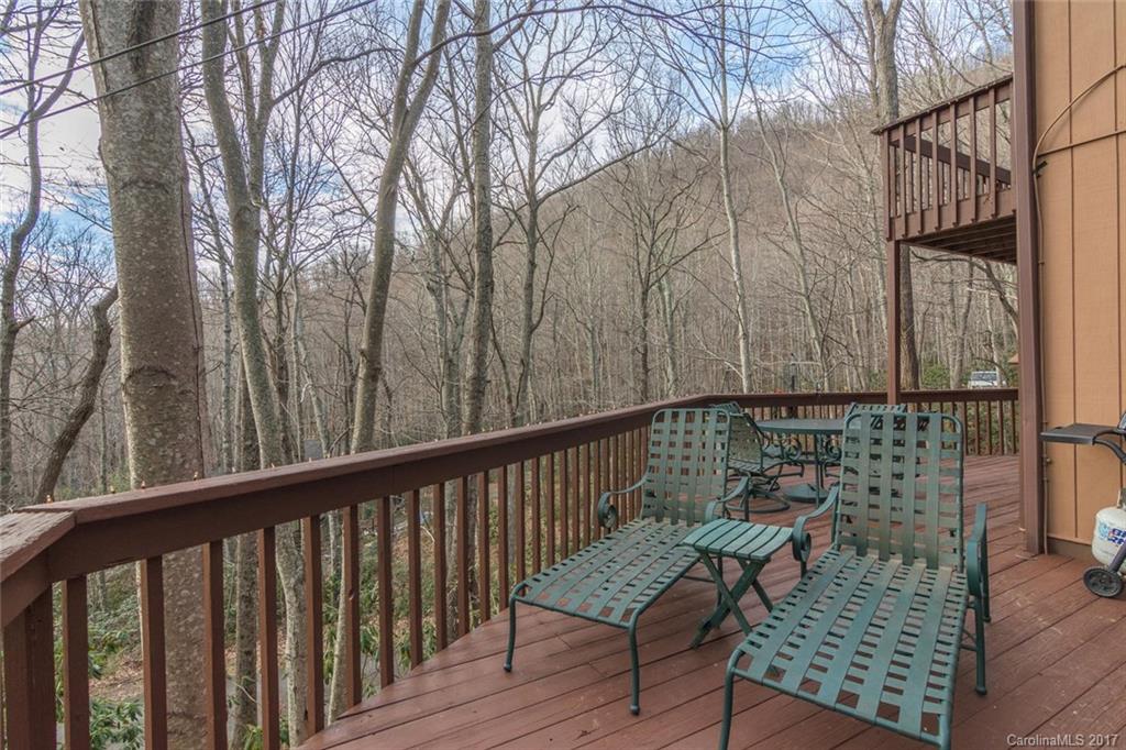 339 Summer Haven Road Swannanoa NC 28778