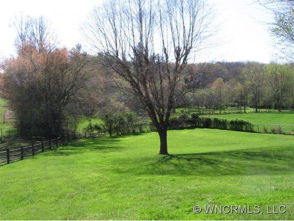 103 Ray Hill Road Horse Shoe NC 28742