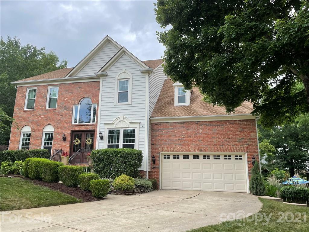 7621 Ridgefield Drive Charlotte NC 28269