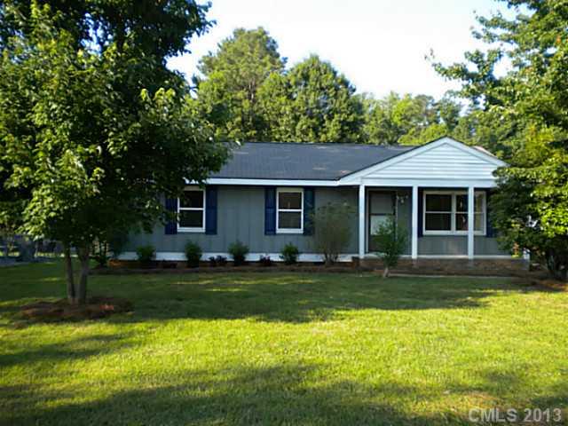 3416 Cypress Pond Drive Charlotte NC 28269