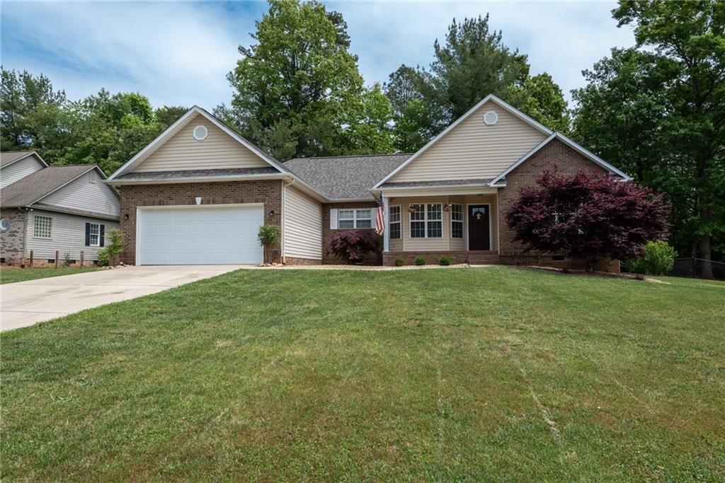 2808 25th Street Ne Hickory NC 28601