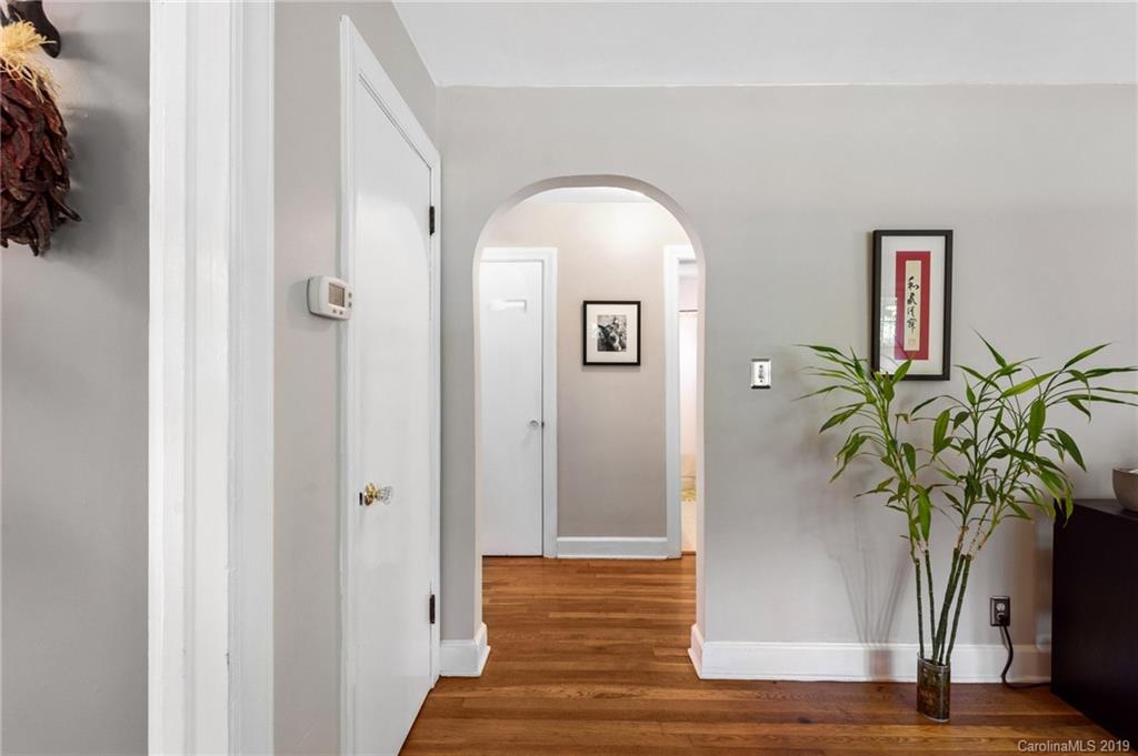 21 Rumbough Place Asheville NC 28806
