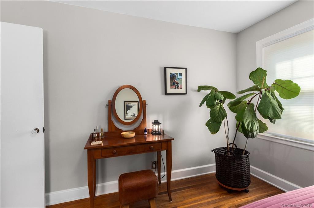 21 Rumbough Place Asheville NC 28806