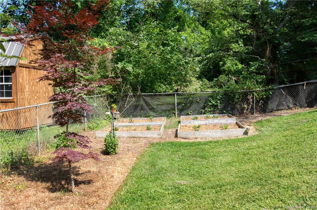 21 Rumbough Place Asheville NC 28806