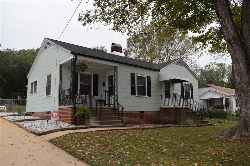 1321 11th Street Nw Hickory NC 28601