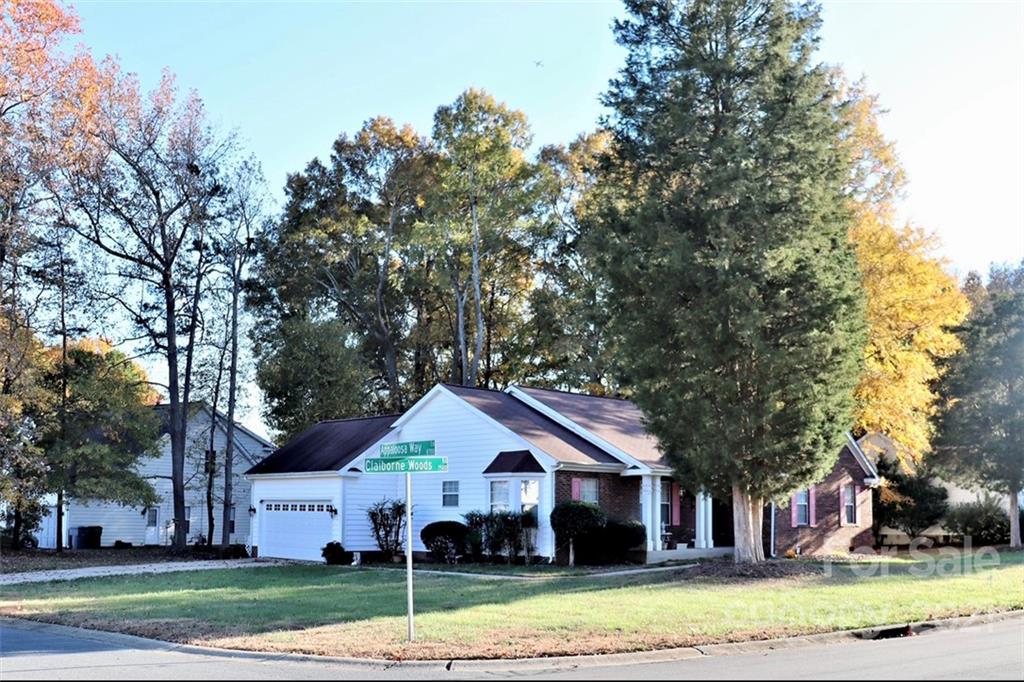 7534 Claiborne Woods Road Charlotte NC 28216