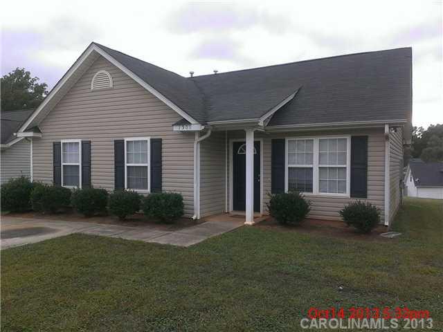 1509 Crandon Drive Charlotte NC 28216