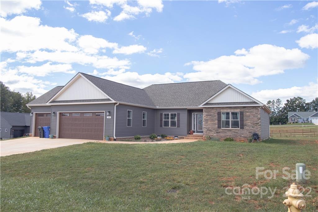 200 Staffordshire Drive Statesville NC 28625
