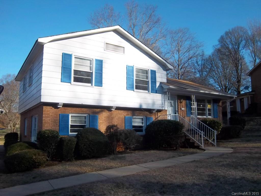 1725 Woodvalley Drive Charlotte NC 28216