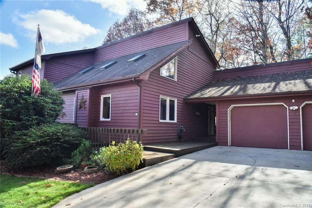 10 Tall Oaks Road Candler NC 28715