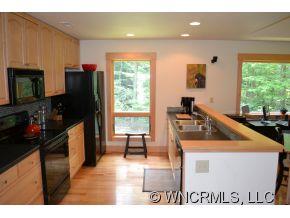 552 Sweetwater Drive Canton NC 28716