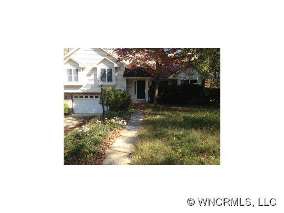 9 Bowling Green Lane Arden NC 28704