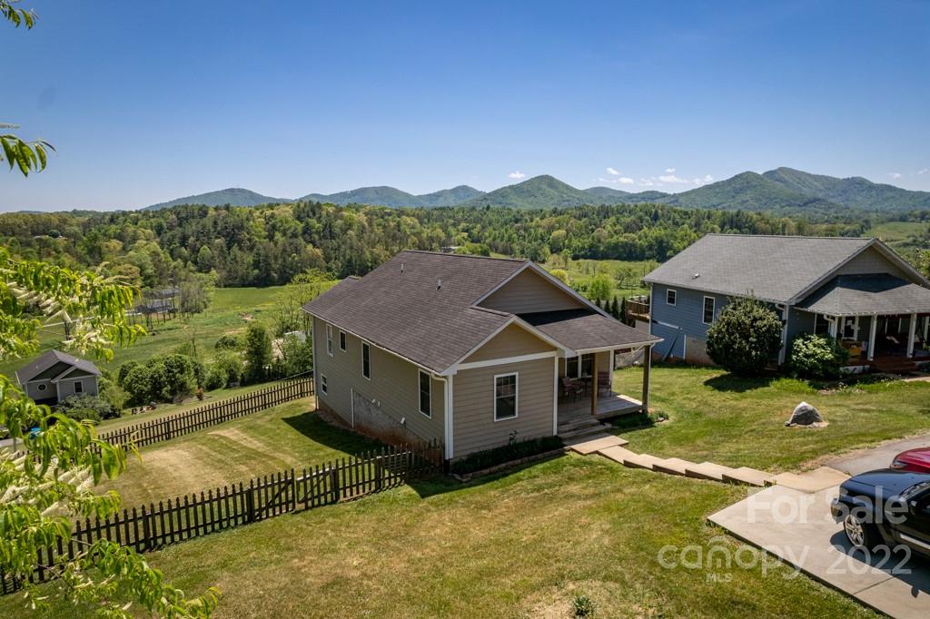 26 Overlook Drive Leicester NC 28748
