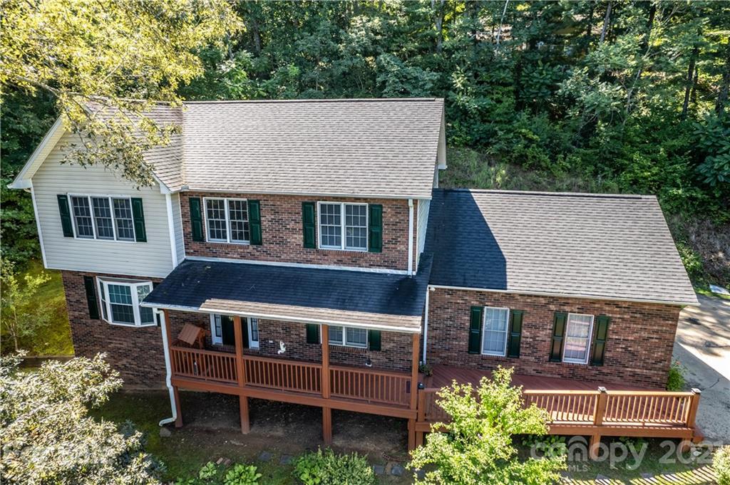32 Huntington Chase Drive Asheville NC 28805