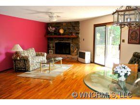 30 Bailey Mountain Road Burnsville NC 28714