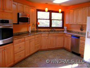 30 Bailey Mountain Road Burnsville NC 28714