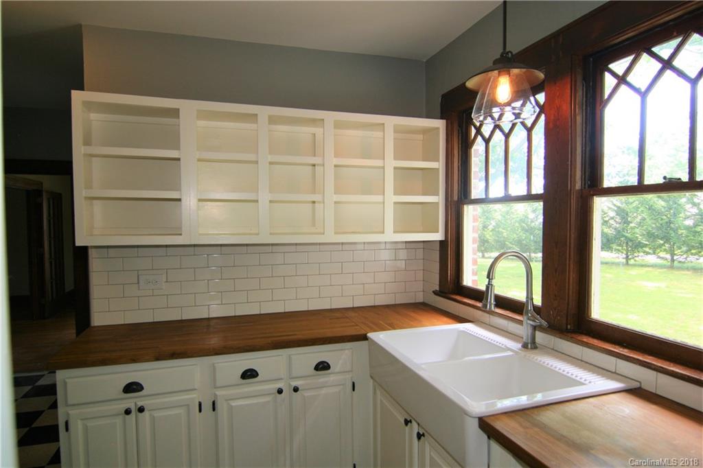 186 Onteora Boulevard Asheville NC 28803