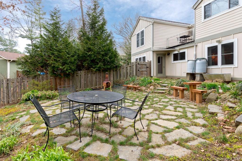 93 School Road Asheville NC 28806