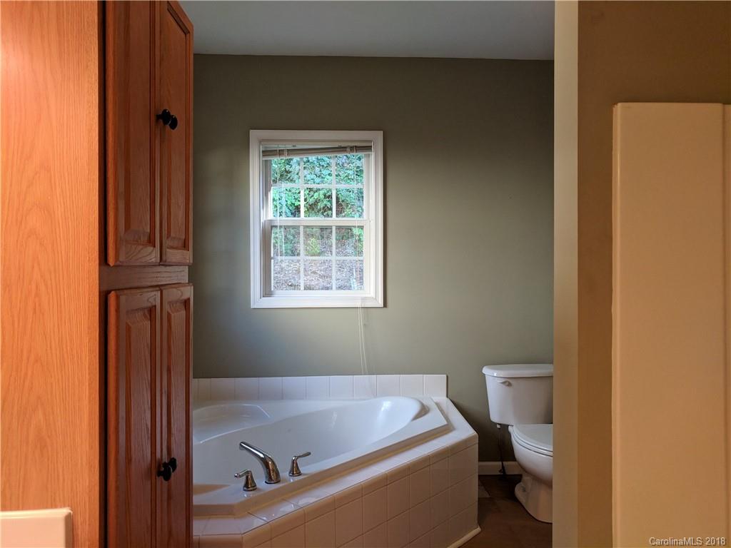106 Pickers Court Arden NC 28704