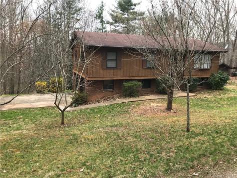 157 Robyn Road Canton NC 28716