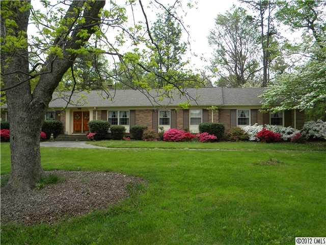 7321 Delta Lane Charlotte NC 28215