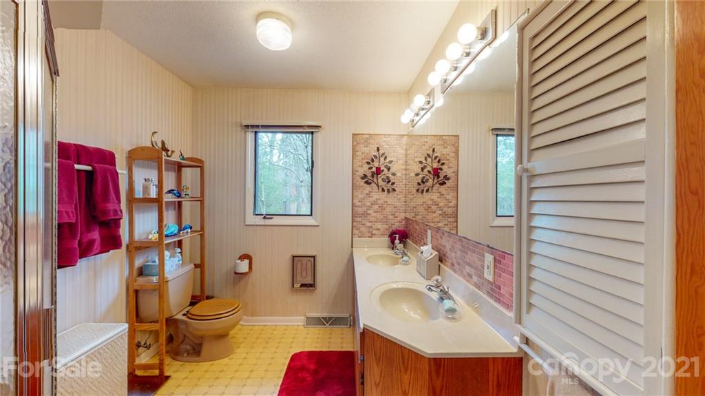 396 Old Leicester Road Asheville NC 28804