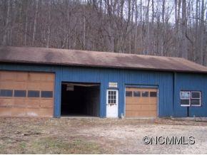 741 Screech Owl Hollow Burnsville NC 28714