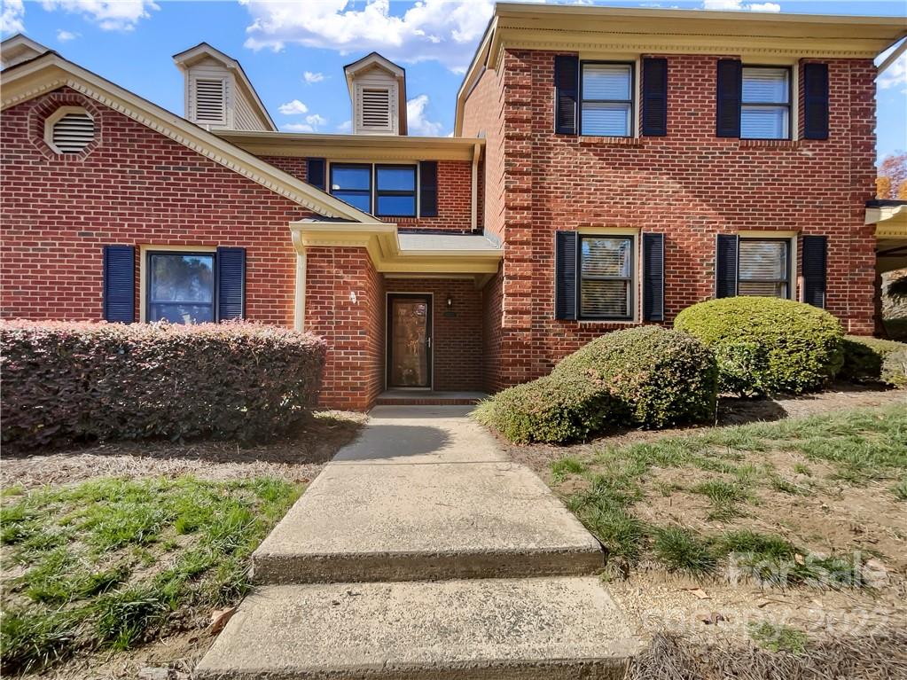 8431 Coulwood Oak Lane Charlotte NC 28214