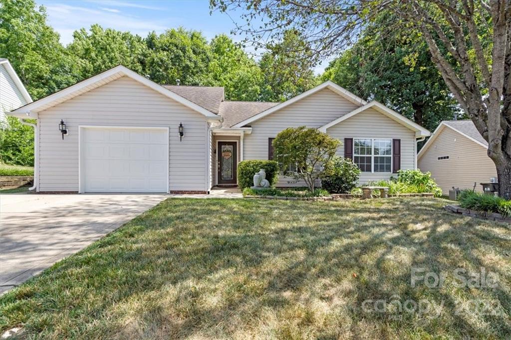 12628 Waterfall Place Charlotte NC 28278
