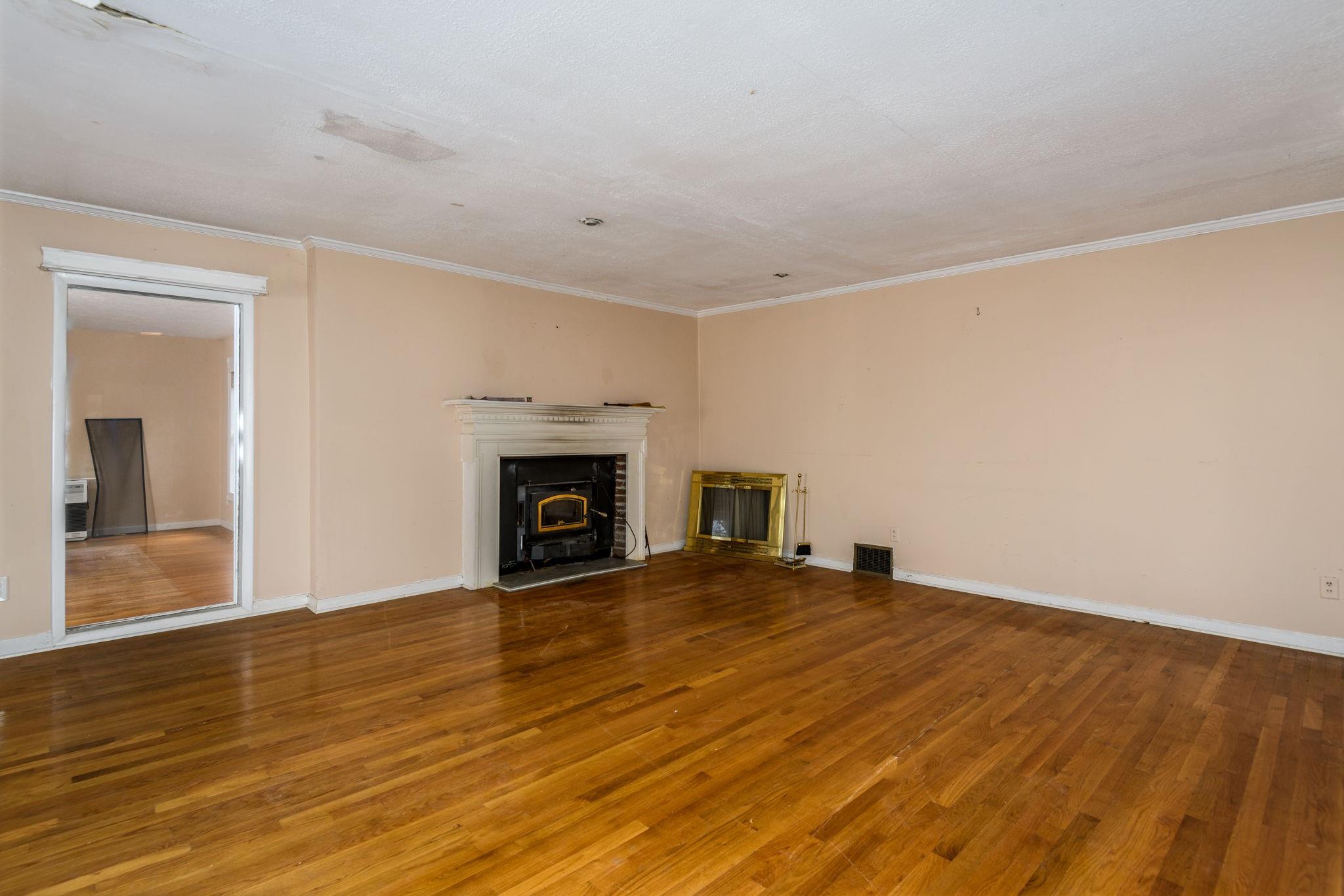 6 Crestview Street Asheville NC 28803