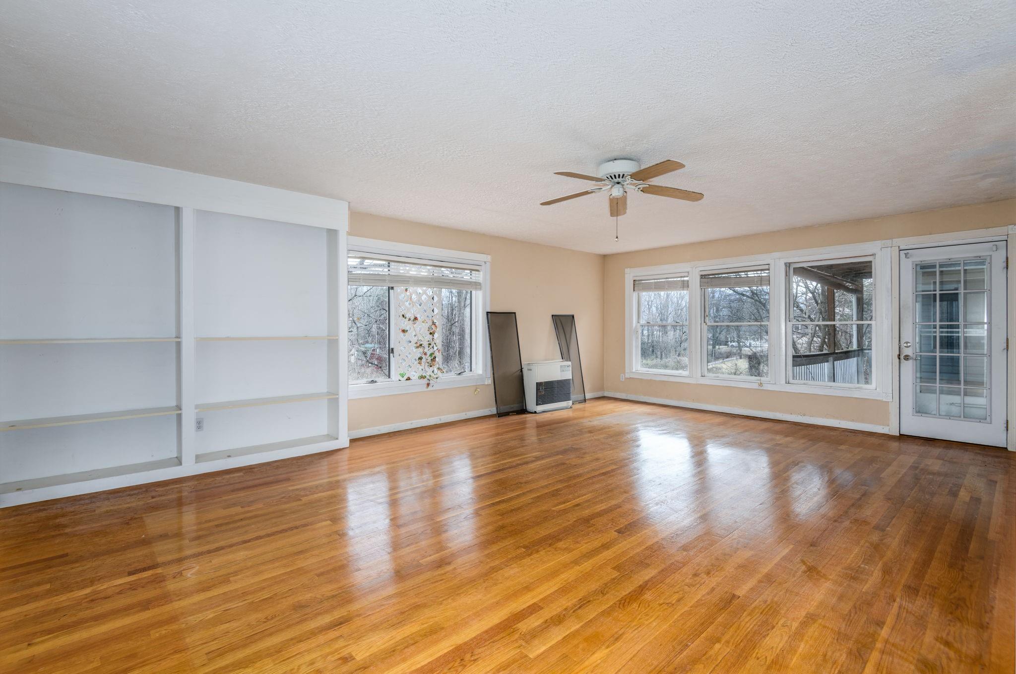 6 Crestview Street Asheville NC 28803