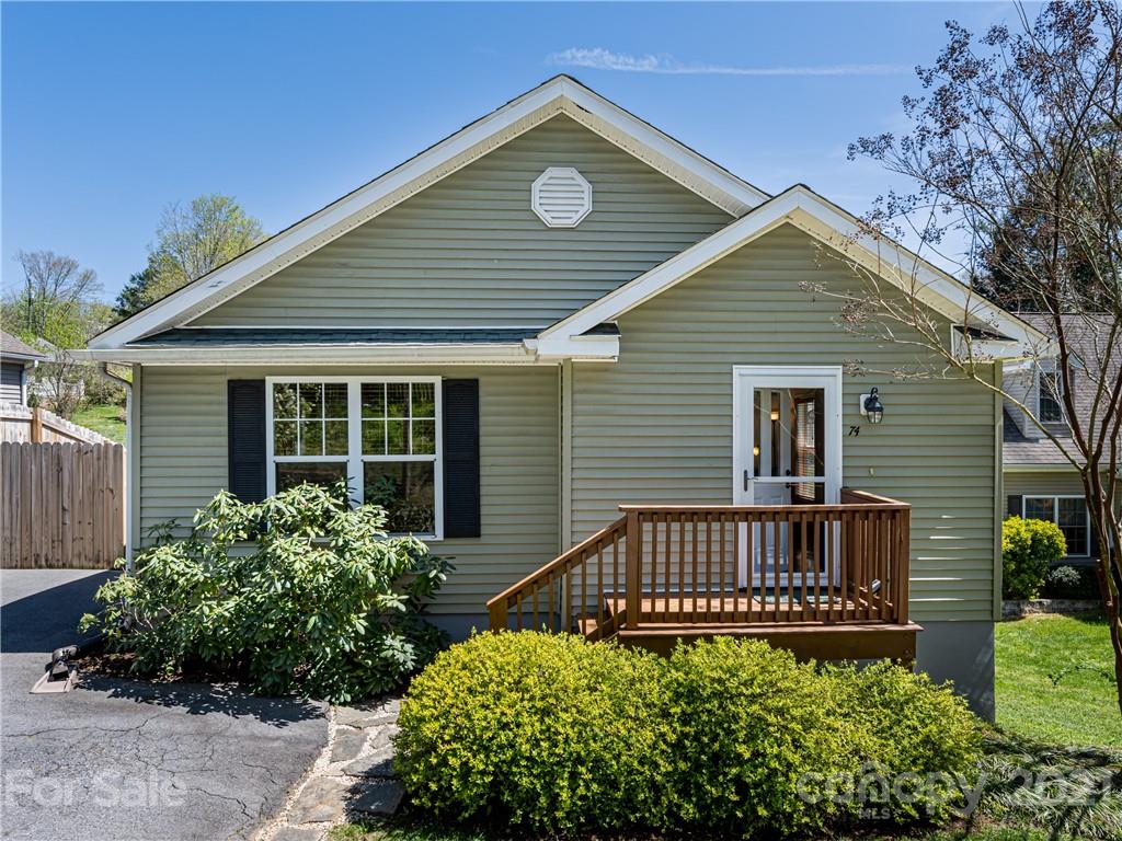 74 Sand Hill Road Asheville NC 28806