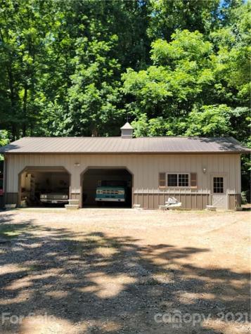 20 Deavermont Circle Asheville NC 28806