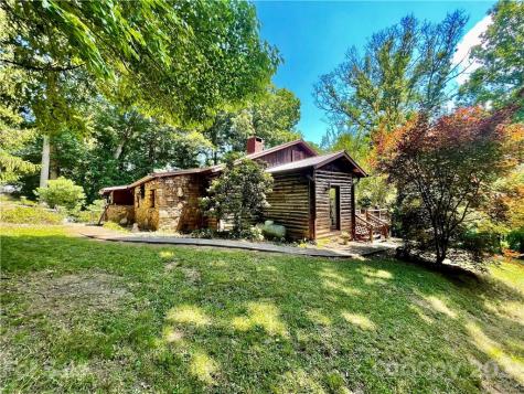 20 Deavermont Circle Asheville NC 28806