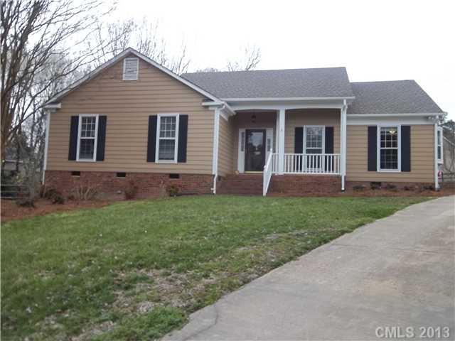 3803 Saxonbury Way Charlotte NC 28269