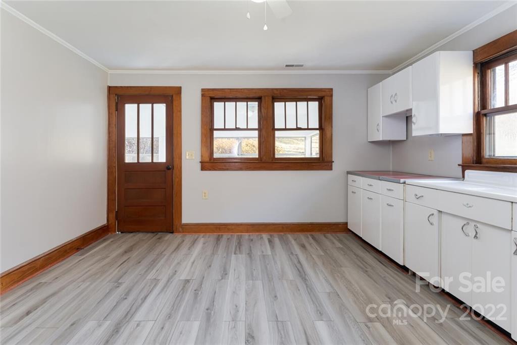 367 Warren Creek Road Candler NC 28715