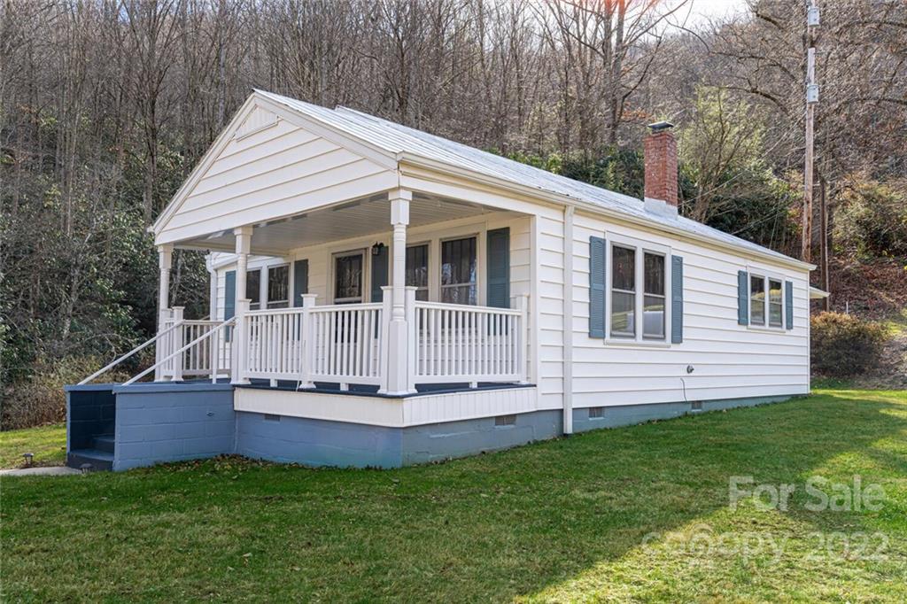 367 Warren Creek Road Candler NC 28715